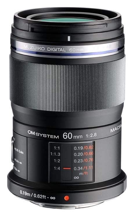 لنز ماکرو OM SYSTEM M.Zuiko Digital ED 60mm F2.8، اپتیک میکرو چهار سوم با کیفیت بالا، عکس‌های کلوزآپ با وضوح بالا، مقاوم در برابر گرد و غبار و پاشش آب، برای عکاسی طبیعت و پرتره، برای همه دوربین‌های MFT