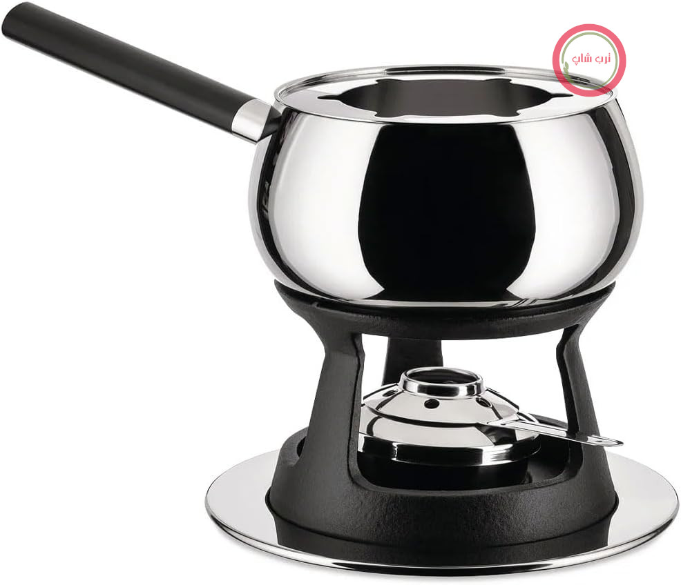 سرویس Alessi Mami Bourguignonne شامل یک قابلمه استیل ضد زنگ 18/10 با پایه استیل ضد زنگ با قابلیت پخش حرارت و دسته، پایه، شعله و نعلبکی چوبی مشکی. قطر 16 سانتی‌متر