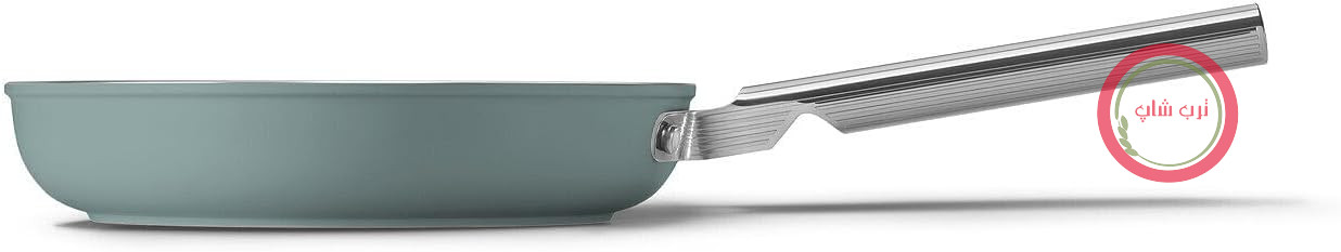 ماهیتابه نچسب Smeg، FPF2402EGM، قطر 20 سانتی‌متر، پوشش سرامیکی بدون PFAS، دسته استیل ضد زنگ، مناسب برای انواع اجاق گاز، قابل استفاده در فر تا دمای 250 درجه سانتیگراد، ظرفیت 1.5 لیتر، سبز زمردی مات