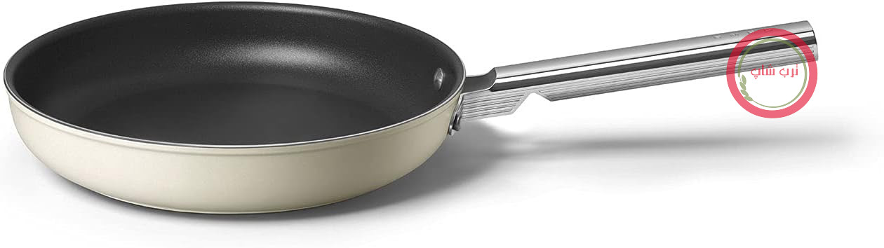 ماهیتابه اسمگ، CKFF2801CRM، با روکش نچسب، قطر 28 سانتی‌متر، دسته ارگونومیک از جنس استیل ضد زنگ، مناسب برای انواع اجاق گاز، قابل استفاده در فر تا دمای 250 درجه سانتیگراد، ظرفیت 2.8 لیتر، خامه‌ای