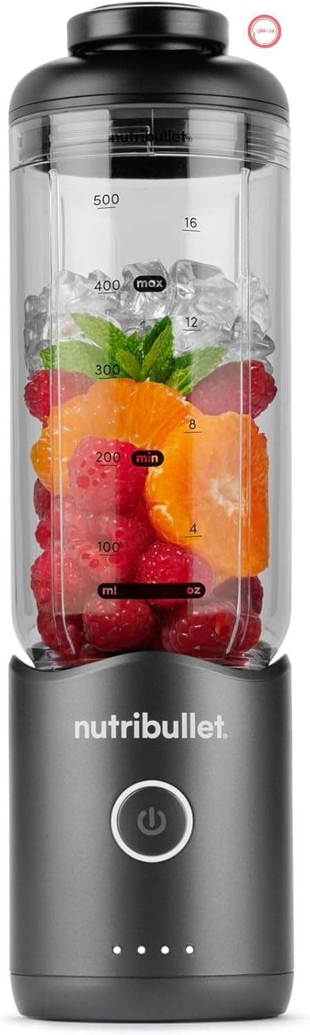 مخلوط کن اسموتی قابل حمل nutribullet Flex 590ml با درب قابل شستشو، قابلیت خرد کردن یخ و میوه های یخ زده، پورت USB-C، بند حمل، لیوان بدون BPA، تمیز کردن آسان، خاکستری استیل (NBP013GM)